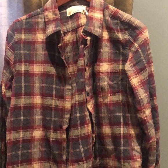 Trovata Revolve button down flannel L - Picture 2 of 5